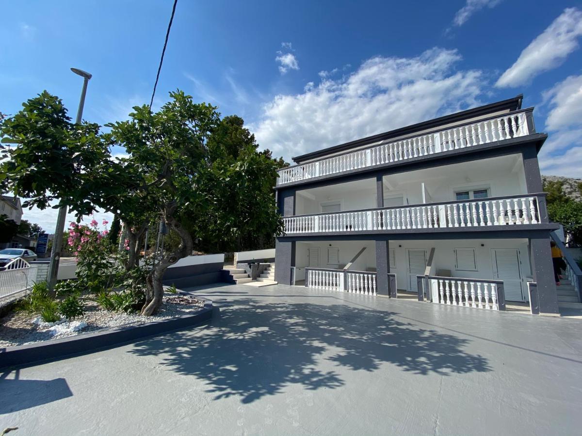 Apartmani Anita Starigrad Paklenica Exterior foto